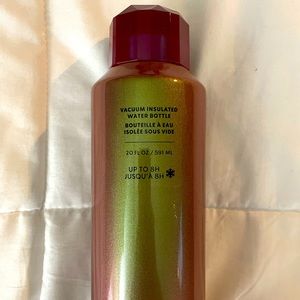 ✨BRAND NEW Starbucks Retro 20oz Vacuum Insulated Water Bottle ✨